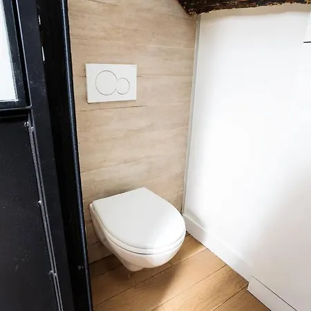 Apartment Promo! Location! Duplex Near The Louvre